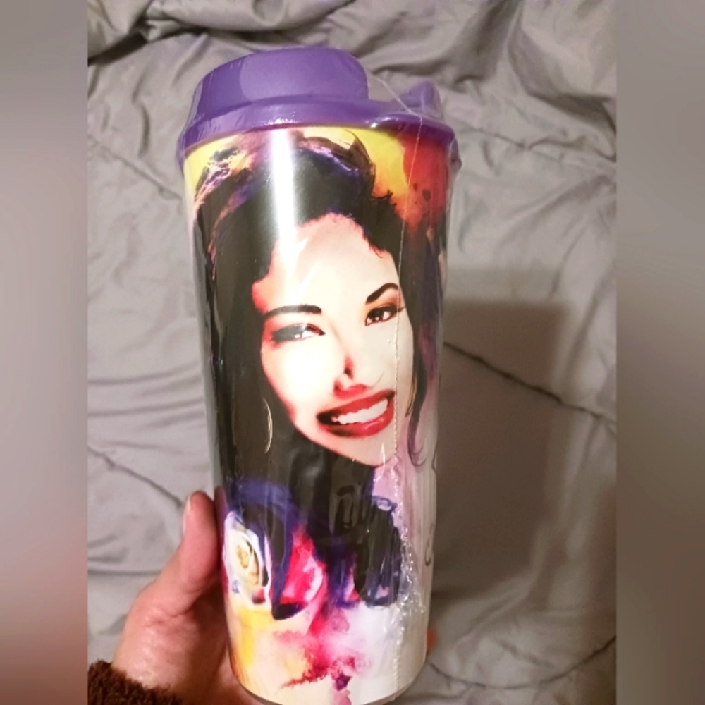 Selena Collectible Cup - Purple